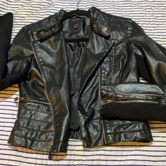 Faux leather jacket - Picture 2 of 6